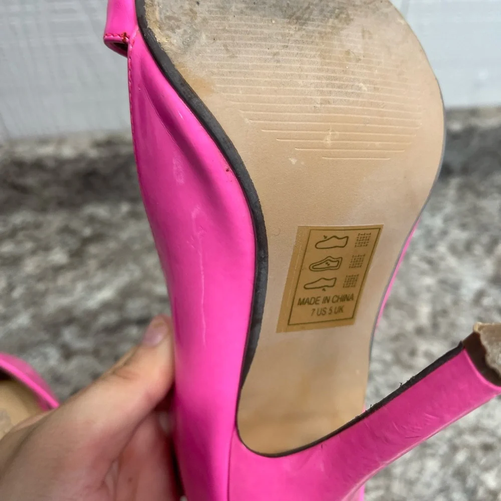 Shoe Dazzle Pink Stiletto Heels with Pointed Toe - Picture 3 of 9